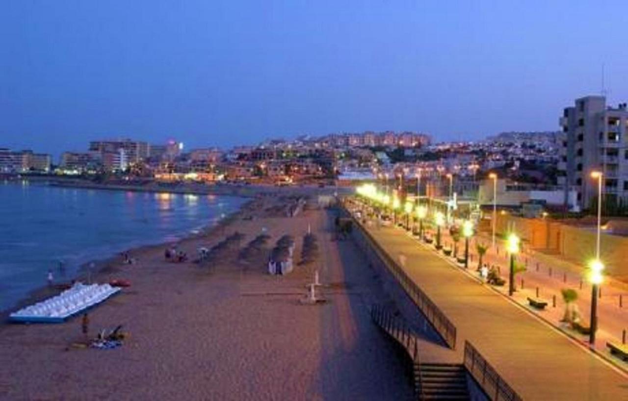 Apartment With Pool, Sea Views & Balcony Less Than 10Min Walk To La Mata Beach! Torrevieja Kültér fotó