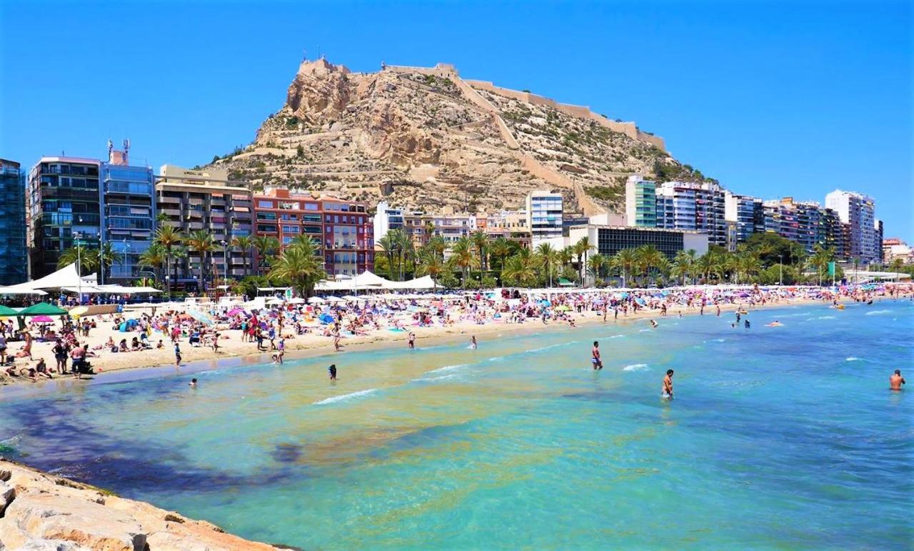 Apartment With Pool, Sea Views & Balcony Less Than 10Min Walk To La Mata Beach! Torrevieja Kültér fotó