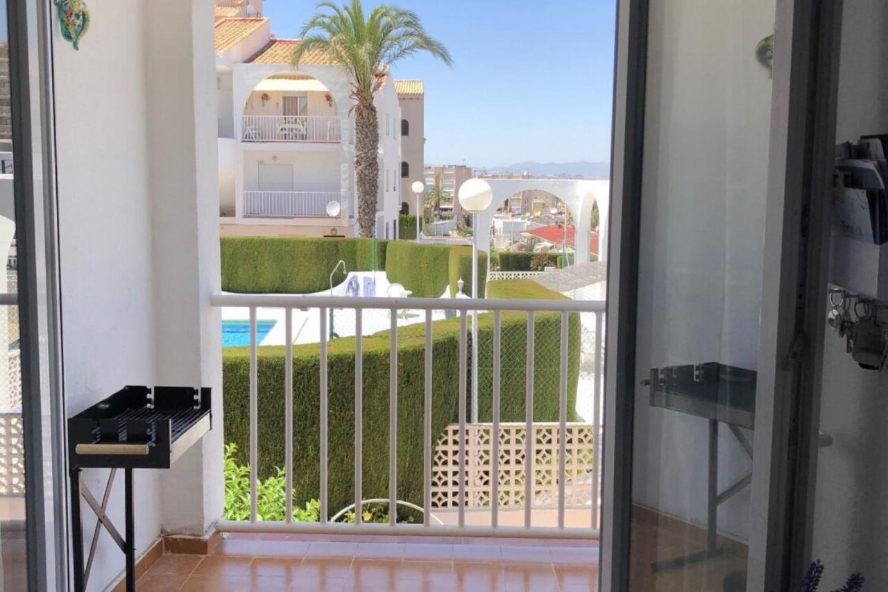 Apartment With Pool, Sea Views & Balcony Less Than 10Min Walk To La Mata Beach! Torrevieja Kültér fotó